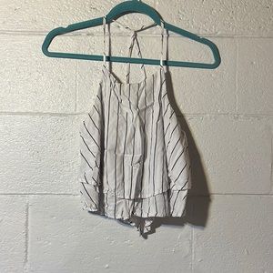 black and white flowy cropped tank